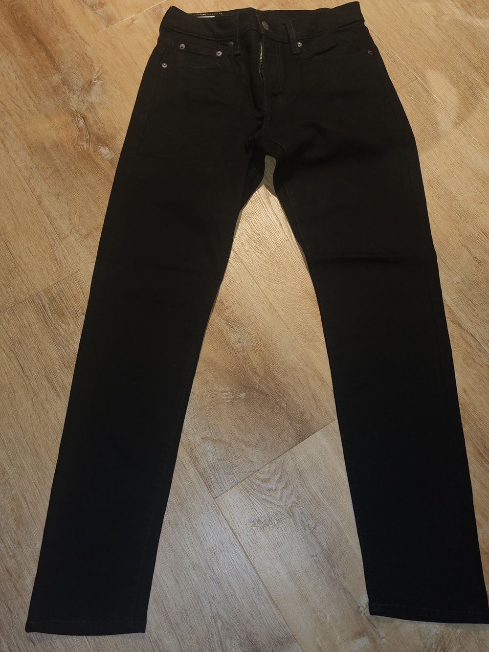 Levi's Premium 512 Slim Taper jeans in a solid black wash 29x32 Mens